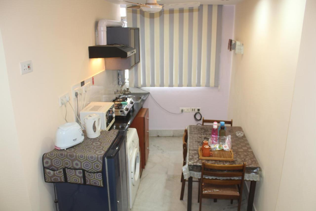 Service Apartments, Park Street, Calcutta Bagian luar foto