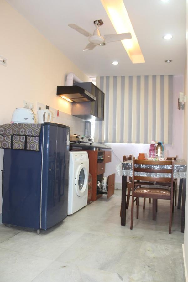 Service Apartments, Park Street, Calcutta Bagian luar foto