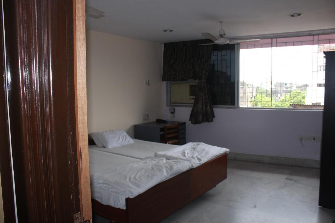 Service Apartments, Park Street, Calcutta Bagian luar foto