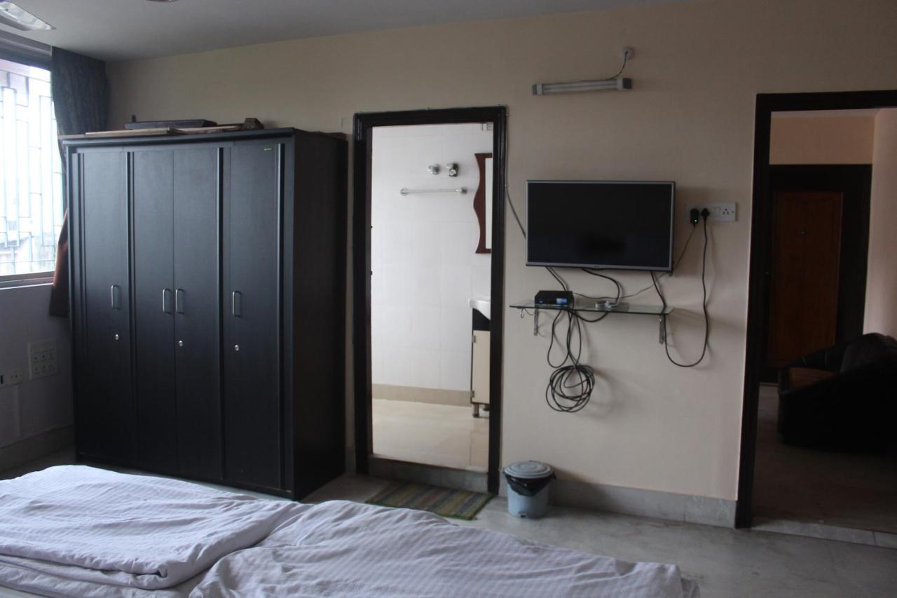 Service Apartments, Park Street, Calcutta Bagian luar foto
