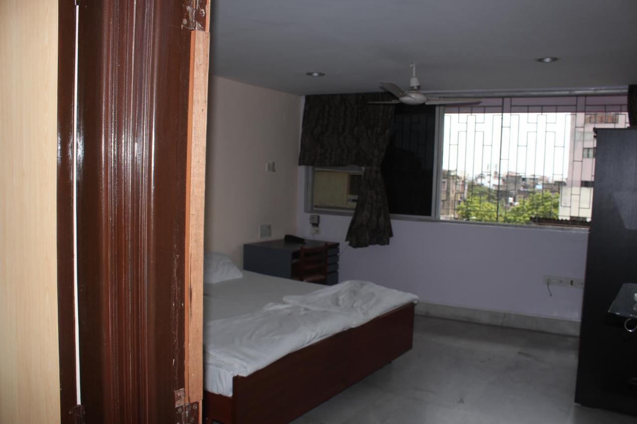 Service Apartments, Park Street, Calcutta Bagian luar foto