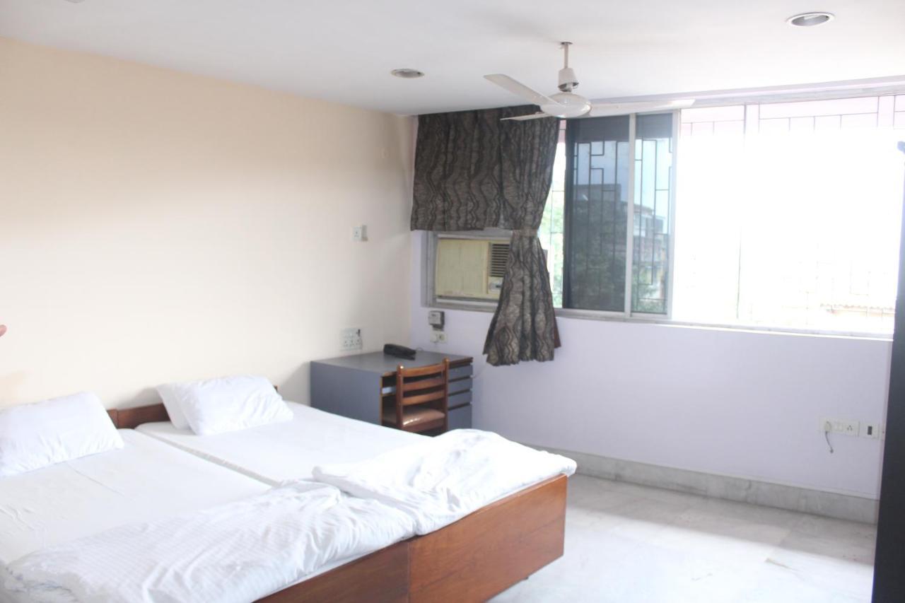 Service Apartments, Park Street, Calcutta Bagian luar foto