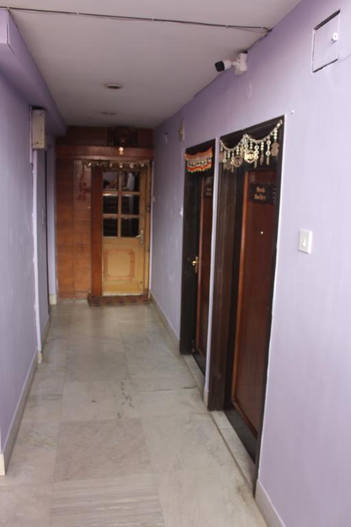 Service Apartments, Park Street, Calcutta Bagian luar foto