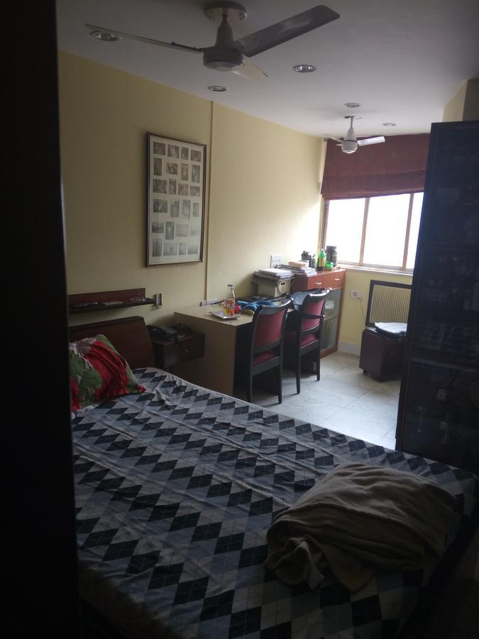Service Apartments, Park Street, Calcutta Bagian luar foto