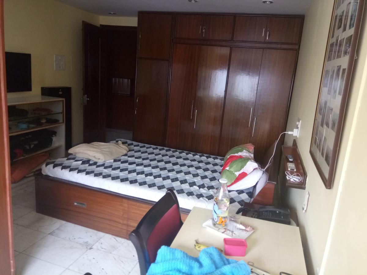 Service Apartments, Park Street, Calcutta Bagian luar foto