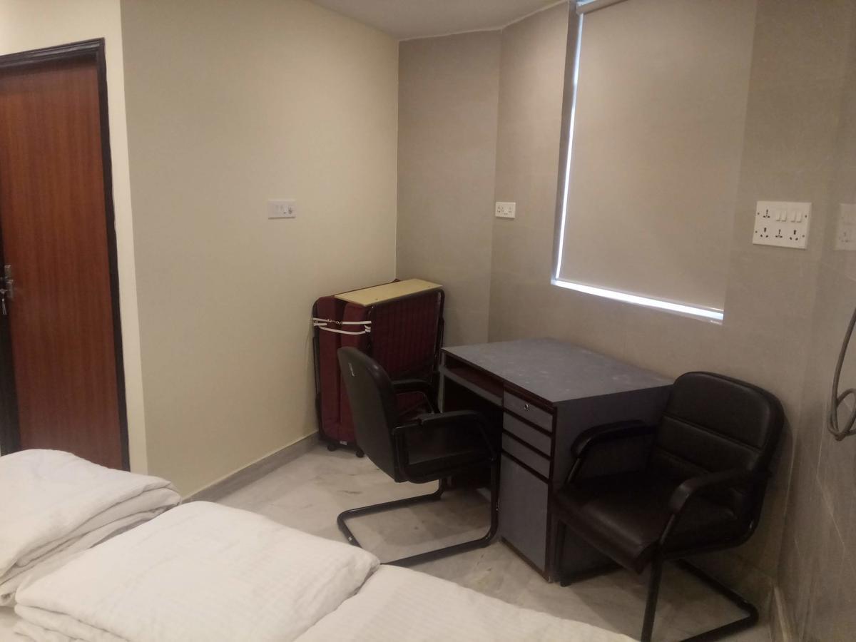 Service Apartments, Park Street, Calcutta Bagian luar foto
